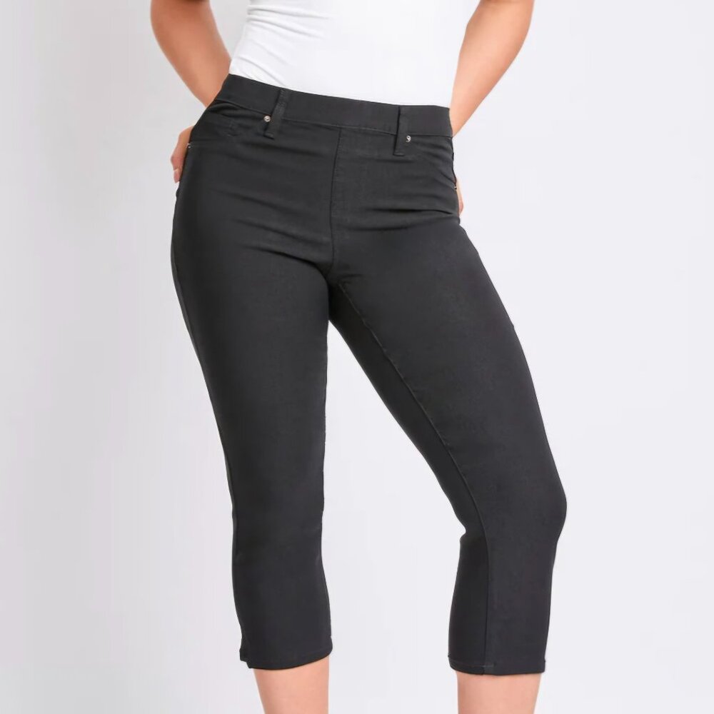 Women's Hyperstretch Pull On Capri